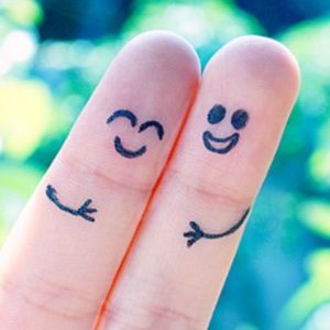 Meet your Posher, Elise